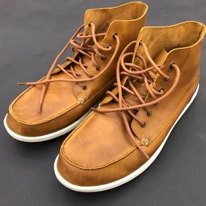 OluKai Nalukai Boot Size 12